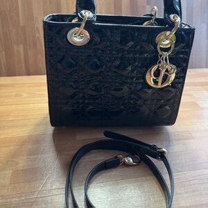 Black shiny purse with optional strap new in box